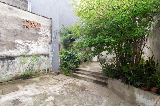 Quintal de casa para alugar com 5 quartos, 260m² em Parque Guarani, São Paulo