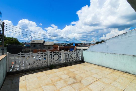 Varanda de casa à venda com 2 quartos, 194m² em Jardim Santa Cecilia, Guarulhos