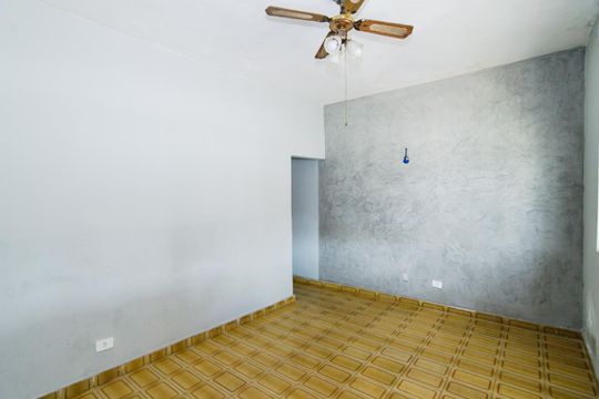 Sala de casa para alugar com 2 quartos, 194m² em Jardim Santa Cecilia, Guarulhos