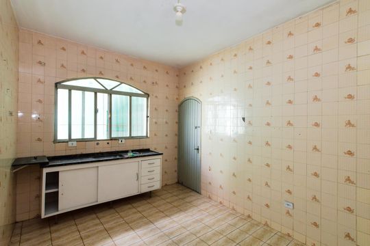 Cozinha de casa à venda com 2 quartos, 194m² em Jardim Santa Cecilia, Guarulhos