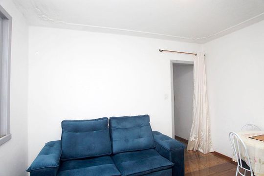 Sala de apartamento à venda com 1 quarto, 45m² em Azenha, Porto Alegre