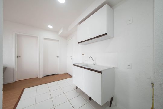Cozinha de apartamento para alugar com 2 quartos, 35m² em Jardim Promissão, São Paulo