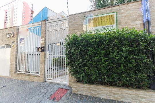 Fachada do Prédio de apartamento à venda com 2 quartos, 50m² em Vila Carmosina, São Paulo