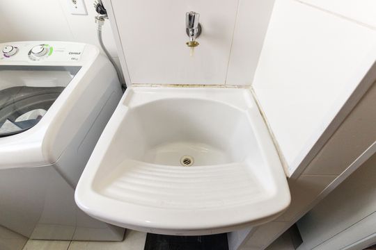 Área de Serviço de apartamento à venda com 2 quartos, 50m² em Vila Carmosina, São Paulo