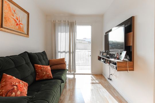 Apartamento à venda com 2 quartos, 50m² em Vila Carmosina, São Paulo