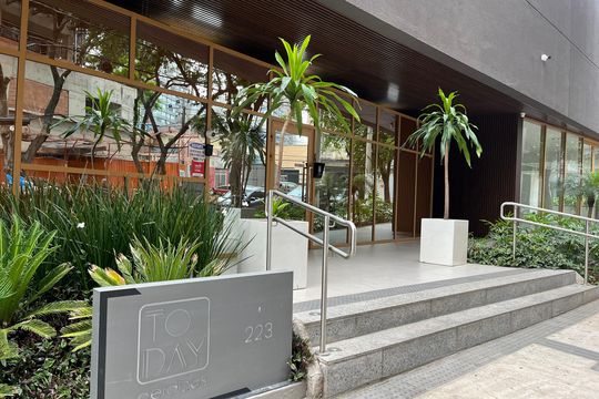 Fachada do Prédio de kitnet/studio para alugar com 1 quarto, 40m² em Barra Funda, São Paulo