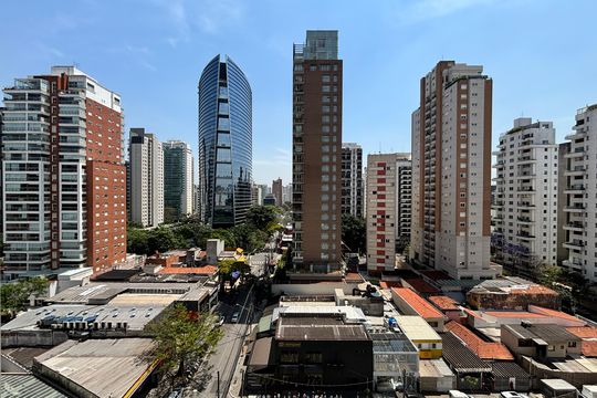 Vista de apartamento à venda com 3 quartos, 191m² em Vila Nova Conceição, São Paulo