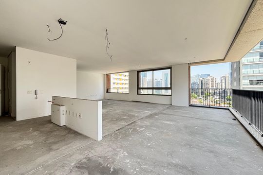 Apartamento à venda com 3 quartos, 191m² em Vila Nova Conceição, São Paulo