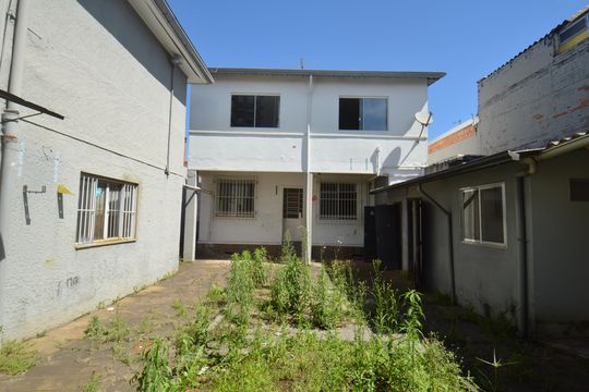 Área comum de casa à venda com 5 quartos, 541m² em São Geraldo, Porto Alegre