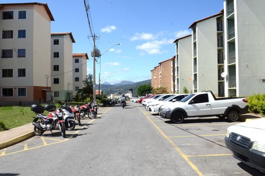 Garagem de apartamento para alugar com 2 quartos, 54m² em Jardim Vitoria, Belo Horizonte