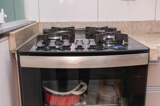 Cozinha de apartamento à venda com 2 quartos, 50m² em Vila Santa Teresa, São Paulo