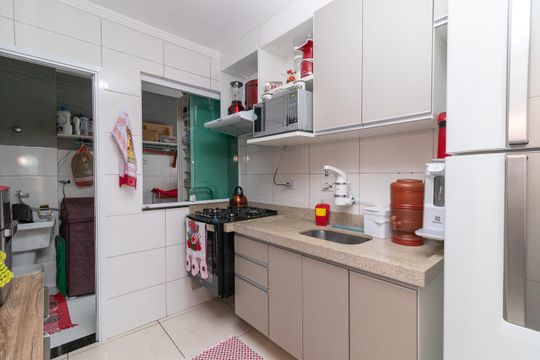 Cozinha de apartamento à venda com 2 quartos, 50m² em Vila Santa Teresa, São Paulo