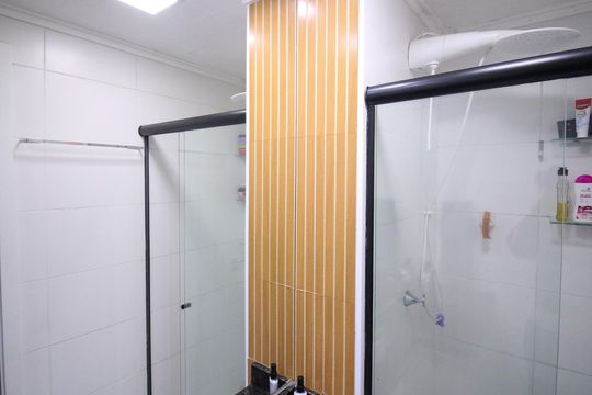 Banheiro de apartamento à venda com 2 quartos, 32m² em Jardim Planalto, São Paulo