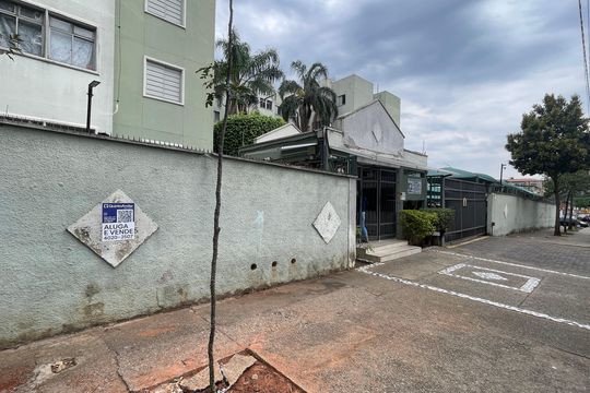 Fachada do Prédio de apartamento para alugar com 2 quartos, 45m² em Jardim Casa Pintada, São Paulo