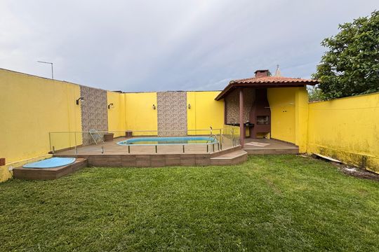 Área Externa de casa à venda com 3 quartos, 150m² em Vicentina, São Leopoldo