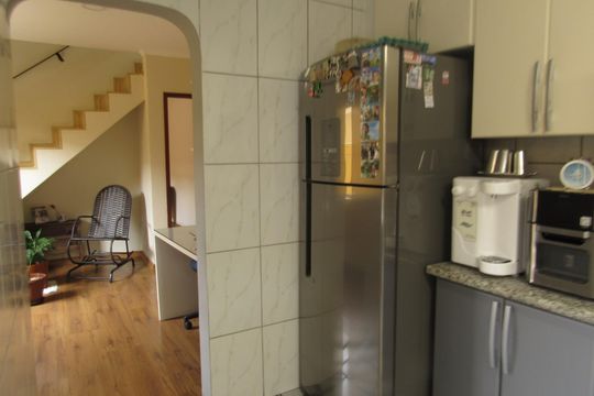 Cozinha de casa à venda com 4 quartos, 245m² em São Pedro, Osasco