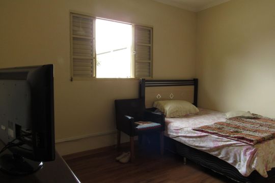 Quarto 2 de casa à venda com 4 quartos, 245m² em São Pedro, Osasco