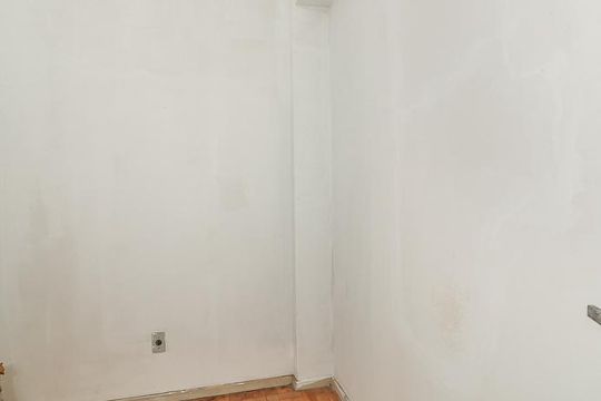 Quarto de Serviço de apartamento para alugar com 3 quartos, 116m² em Petrópolis, Porto Alegre