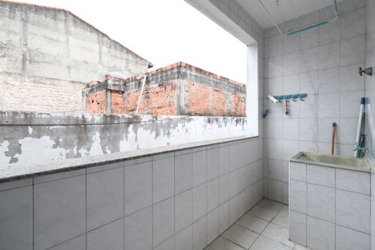 Área de Serviço de casa para alugar com 2 quartos, 80m² em Guaiauna, São Paulo