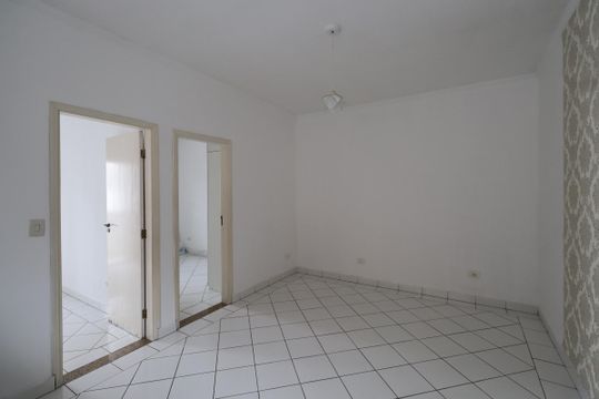 Sala de casa para alugar com 2 quartos, 80m² em Guaiauna, São Paulo