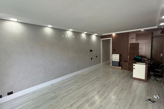 Casa à venda com 3 quartos, 229m² em Vila Alpina, Santo André