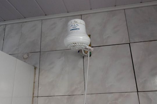 Banheiro de casa à venda com 2 quartos, 700m² em Fonseca, Niterói