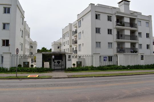 Fachada de apartamento para alugar com 2 quartos, 56m² em Santa Cândida, Curitiba