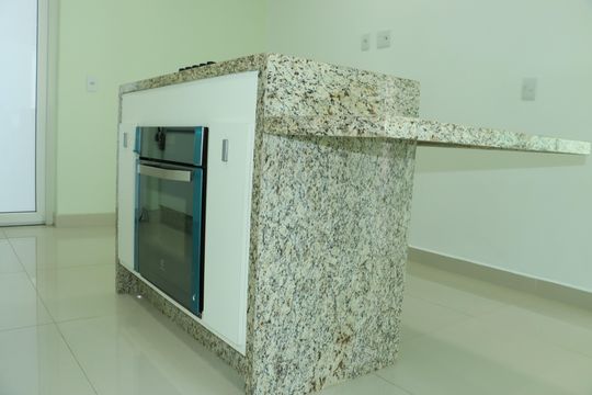Cozinha de casa de condomínio para alugar com 5 quartos, 440m² em São Paulo Ii, Cotia