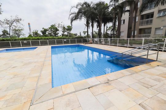 Área comum - Piscina de apartamento para alugar com 2 quartos, 47m² em Jardim das Oliveiras, São Paulo