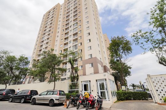 Fachada de apartamento para alugar com 2 quartos, 47m² em Jardim das Oliveiras, São Paulo
