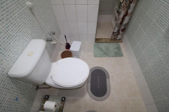 Banheiro  de casa para alugar com 2 quartos, 200m² em Vila Romero, São Paulo