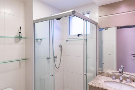 Banheiro da Suíte de apartamento para alugar com 2 quartos, 81m² em Vila Mascote, São Paulo