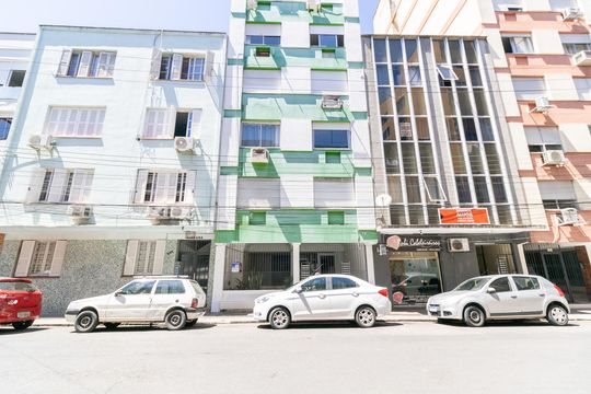 Fachada de apartamento à venda com 1 quarto, 27m² em Centro Histórico, Porto Alegre