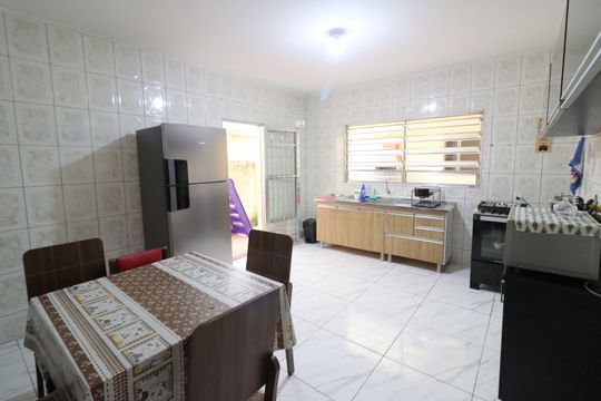 Cozinha de casa à venda com 4 quartos, 125m² em Conceicao, Osasco