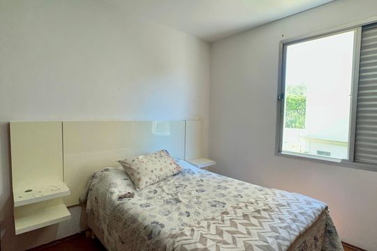 Quarto 3 de apartamento à venda com 4 quartos, 189m² em Pinheiros, São Paulo
