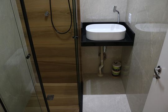Banheiro de apartamento para alugar com 2 quartos, 42m² em Barra Funda, São Paulo