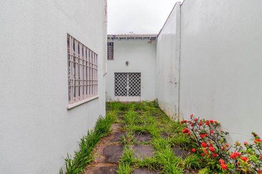 Quintal de casa à venda com 4 quartos, 360m² em Vila Madalena, São Paulo
