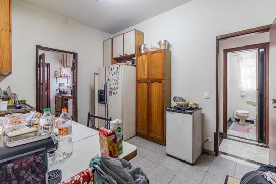 Cozinha de casa à venda com 4 quartos, 360m² em Vila Madalena, São Paulo