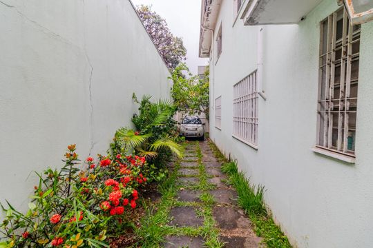 Quintal de casa à venda com 4 quartos, 360m² em Vila Madalena, São Paulo