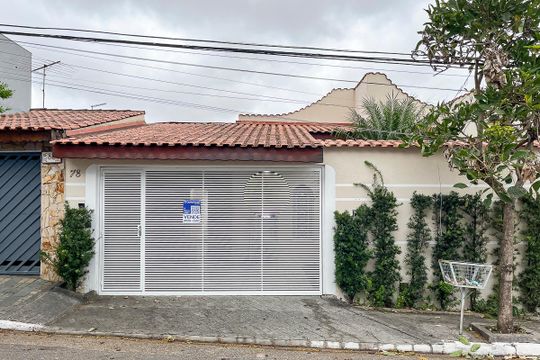Fachada - Plaquinha de casa à venda com 5 quartos, 250m² em Oswaldo Cruz, São Caetano do Sul