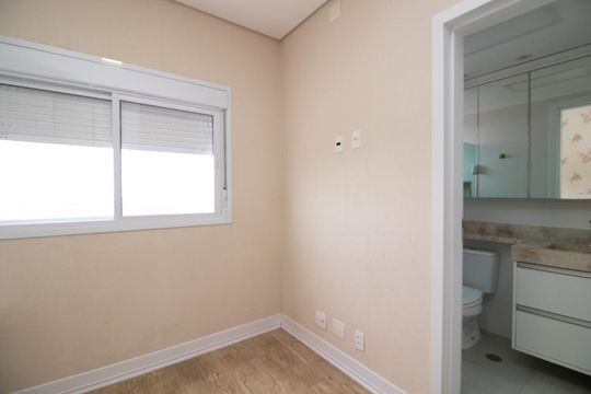 Suíte de apartamento à venda com 3 quartos, 72m² em Vila Penteado, São Paulo