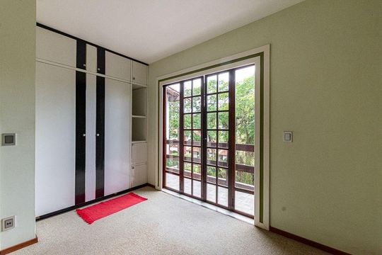 Casa à venda com 5 quartos, 274m² em Itaipu, Niterói