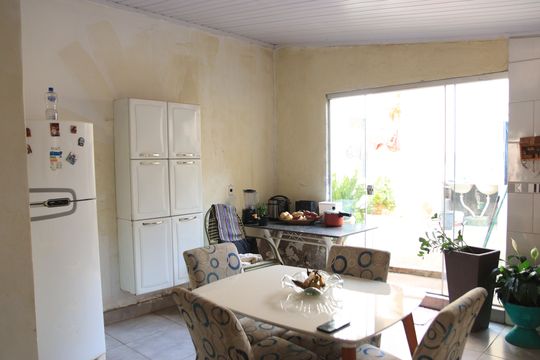 Cozinha de casa para alugar com 3 quartos, 150m² em Feliz, Goiânia