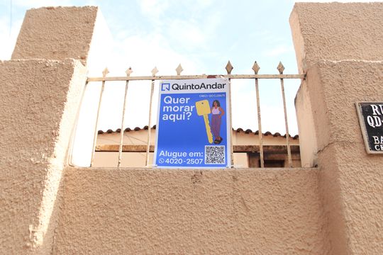 Plaquinha de casa para alugar com 3 quartos, 150m² em Feliz, Goiânia