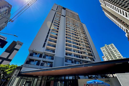 Fachada de apartamento para alugar com 1 quarto, 31m² em Jardim das Acacias, São Paulo