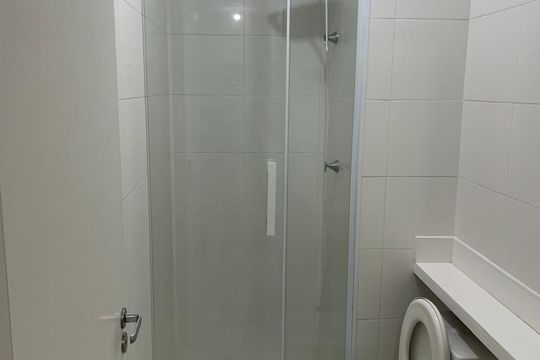 Banheiro de apartamento para alugar com 2 quartos, 51m² em Jurubatuba, São Paulo