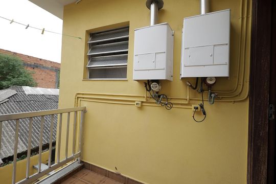 Quintal  de casa à venda com 4 quartos, 197m² em Parque João Ramalho, Santo André