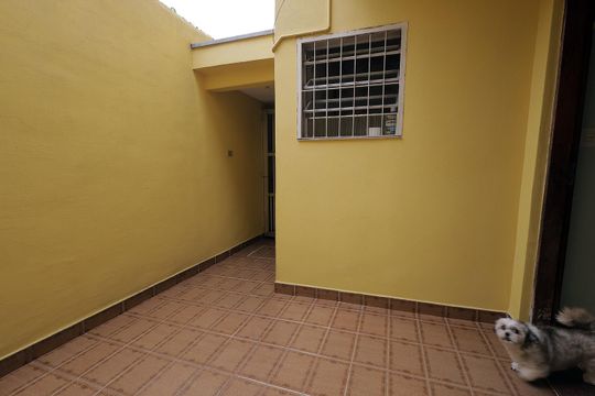 Quintal de casa à venda com 4 quartos, 197m² em Parque João Ramalho, Santo André