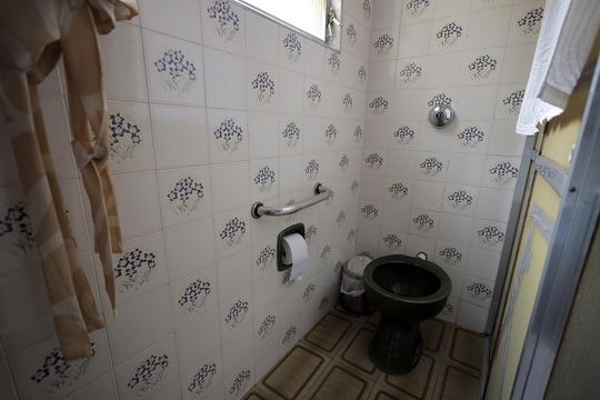 Banheiro 2 de casa à venda com 4 quartos, 197m² em Parque João Ramalho, Santo André