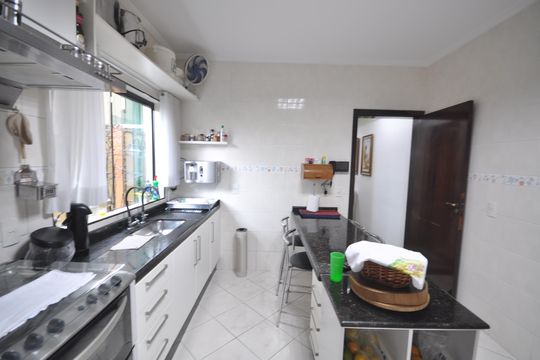 Cozinha de casa à venda com 3 quartos, 215m² em Vila Mazzei, São Paulo